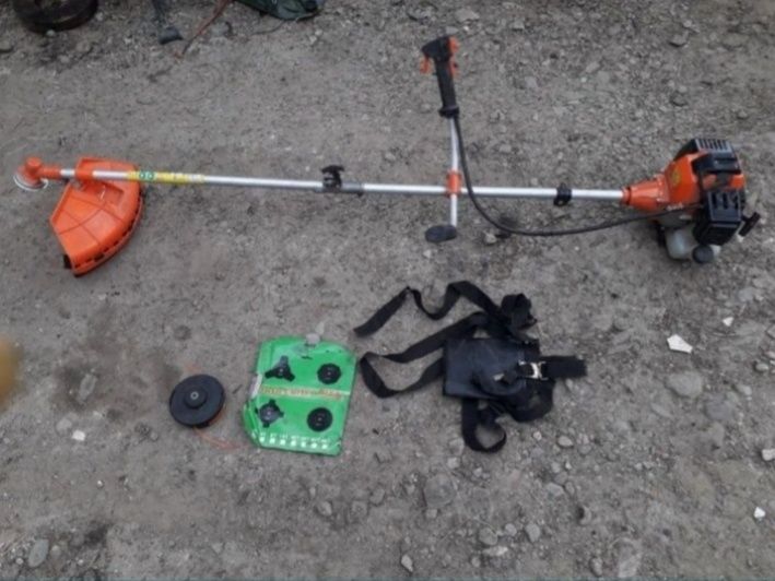 Motocositoare Cositoare de 50 cm ca nouă pornit doar pentru rodaj