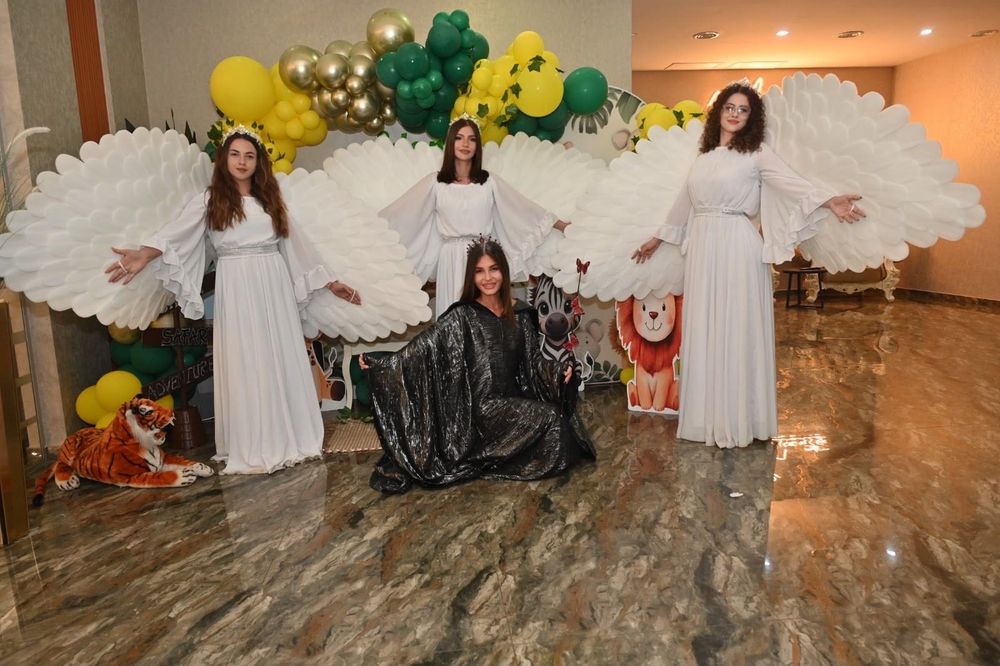 Ursitoare botez/ dansatoare bellydance/ Hostess Craiova