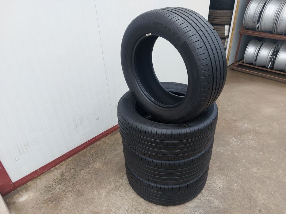 125 lei bucata! Set anvelope vara 235 55 17 Continental