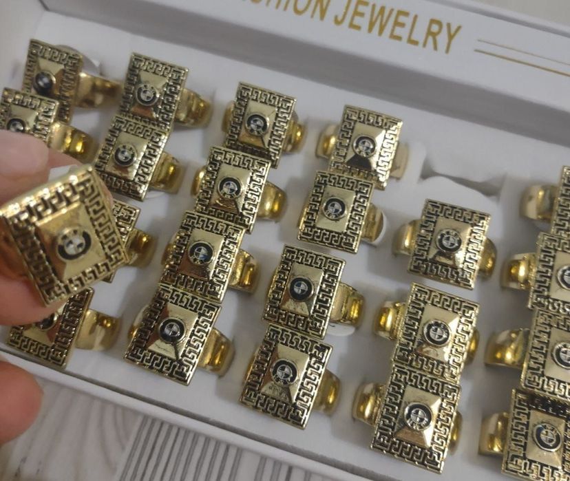 Bijuterii din oțel inoxidabil placat cu aur