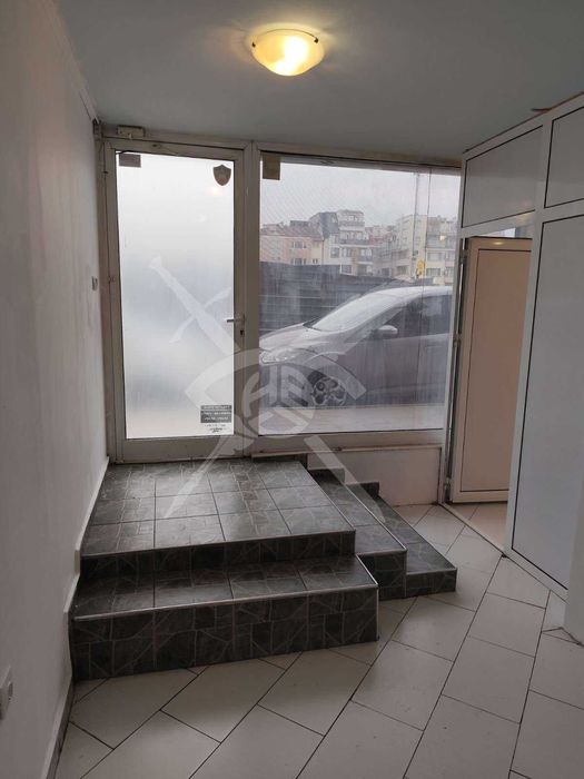 Дава се под наем Офис в Пловдив, Каменица 1 - 72 кв.м за 348.84 € - Снимка #1