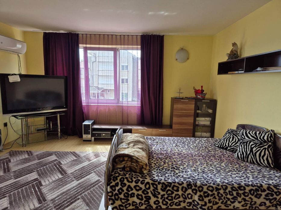 Дава се под наем Къща в с. Равда, Област Бургас - 450 кв.м за 1530 € - Снимка #5