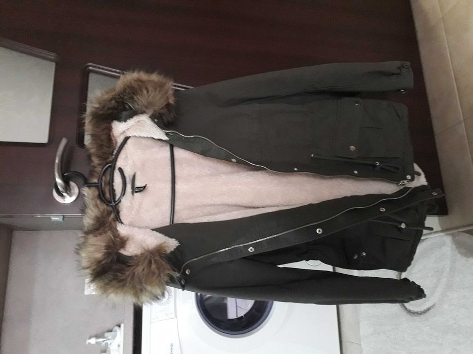 Дамско яке парка