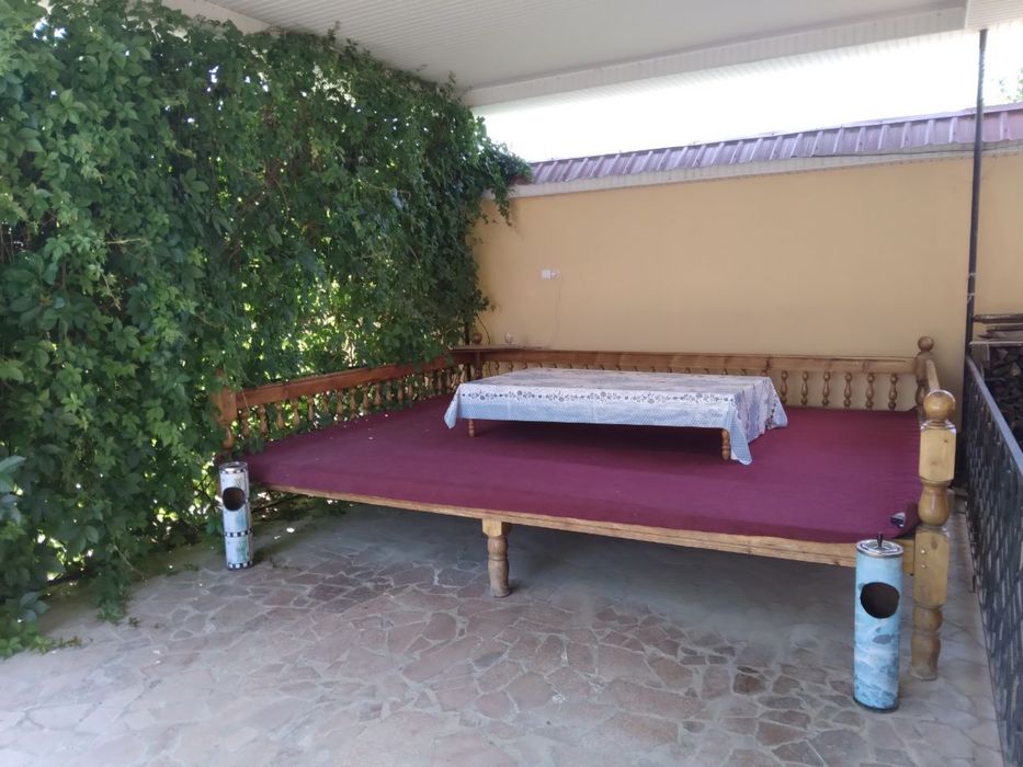 Дача в Чирчике Аранчи, 8 соток, 6 комнат, сауна, бассейн, летняя кухна