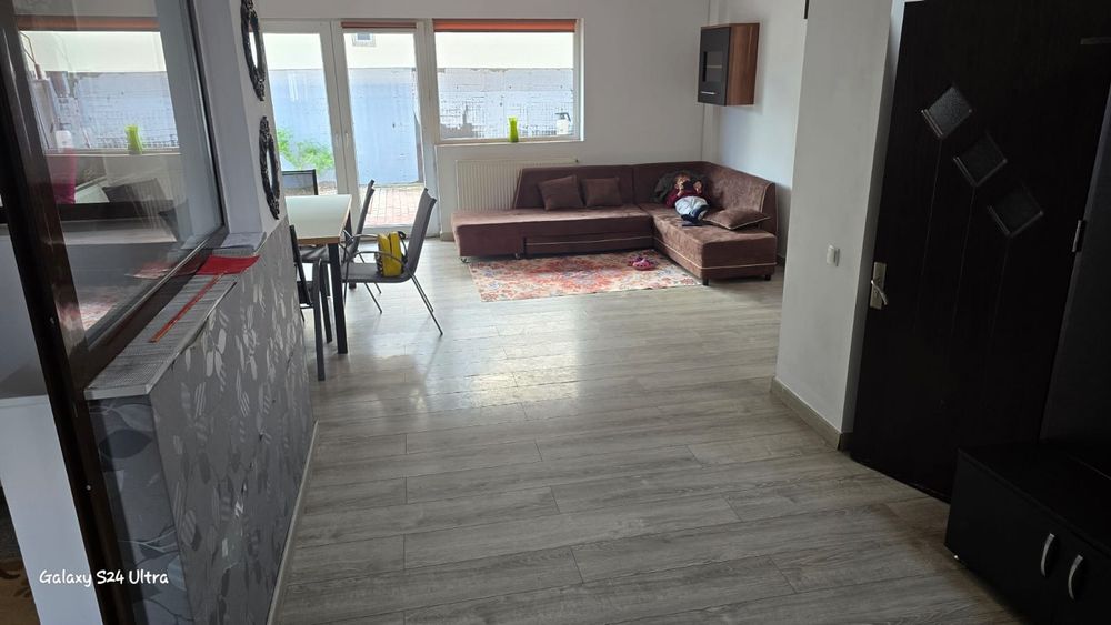 Inchiriez casa bragadiru