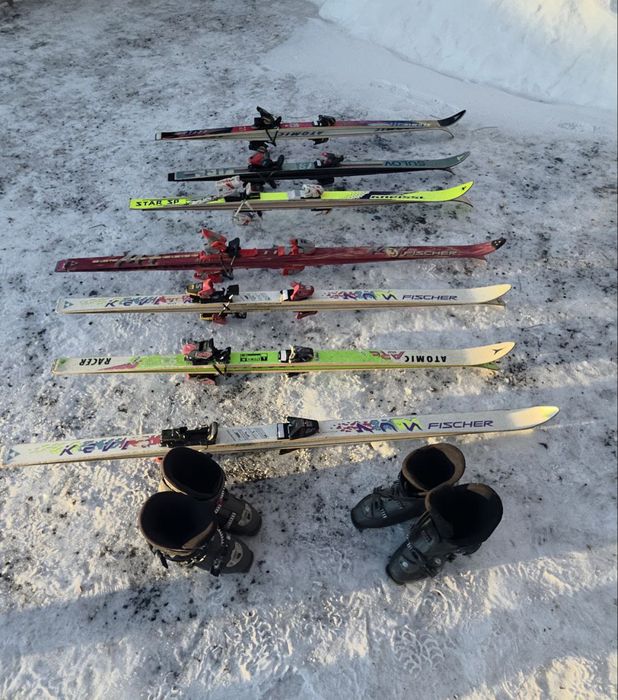 Продам горные лыжи