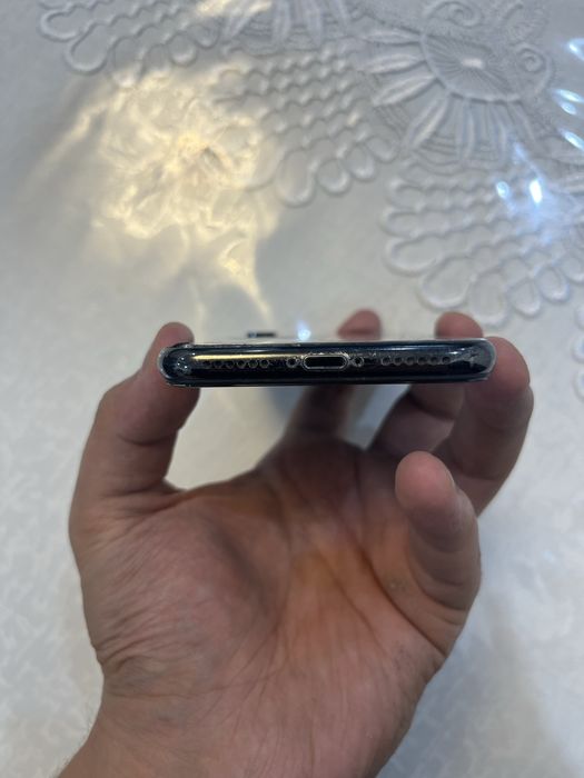 iPhone X