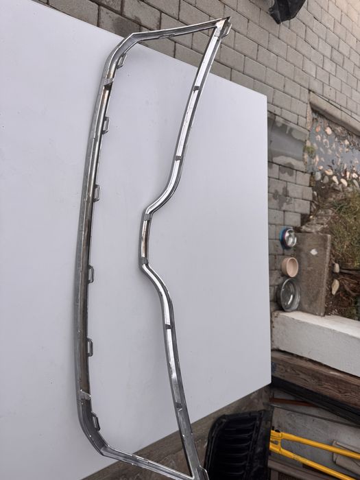 Crom grila Skoda Rapid 5ja853607