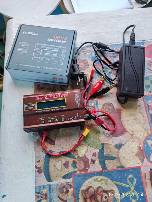 Пълен комплект универсално RC зарядно за батерии