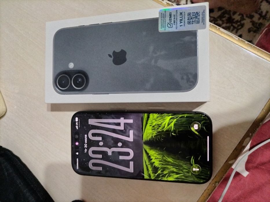 Iphone 17 Black 256 AKB 100%