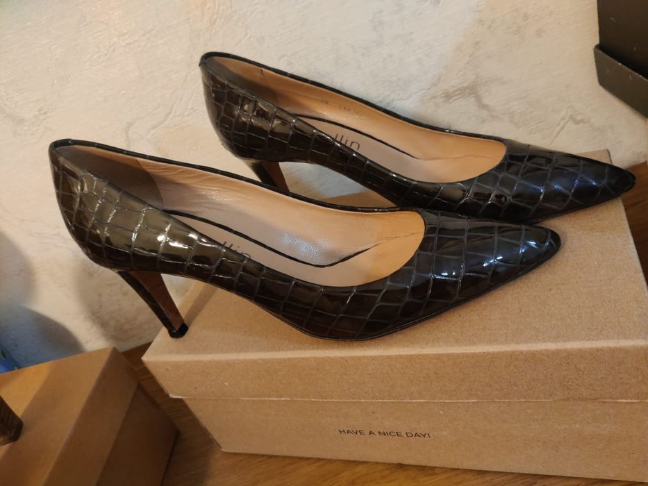 Продам туфли женские