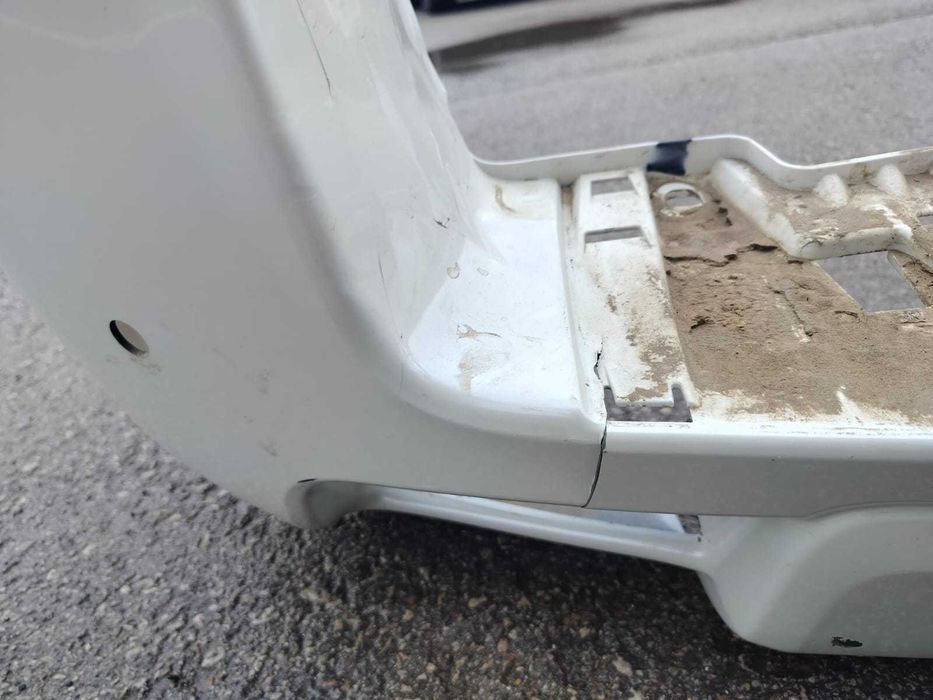 Бампер задний оригинал