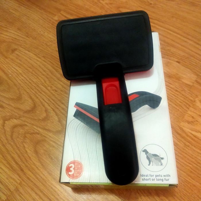 Гребен четка за кучета