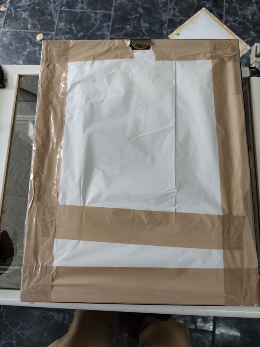 Гоблен момичето с куче