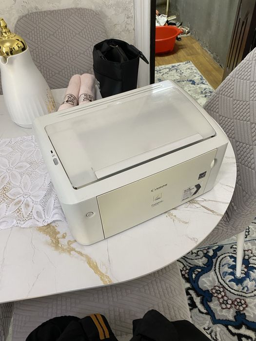 Canon lbp3010 oq-qora printer aybi yoq holati a'lo