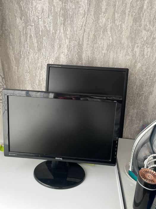 Продам мониторы от компьютера