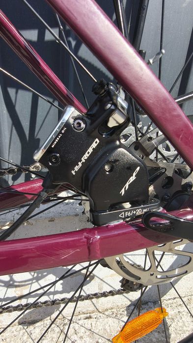 Bicicleta Gravel Triban 520 echipare Shimano 105, 10,7KG, marime M (nu Cube, Merida, Scott)