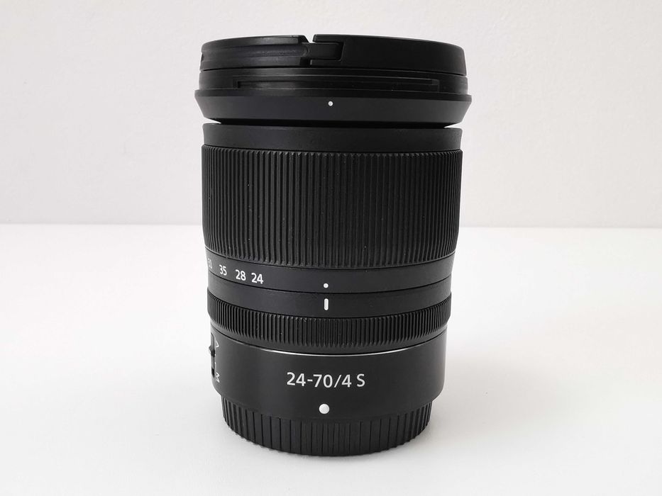 Nikon Nikkor 24-70mm F/4 S Full Frame обектив за Nikon Z фотоапарати