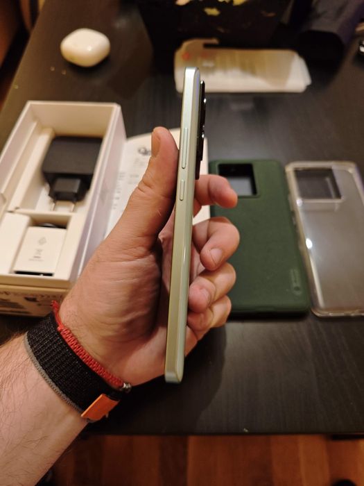 Xiaomi 13T Pro 12/512GB Гаранция