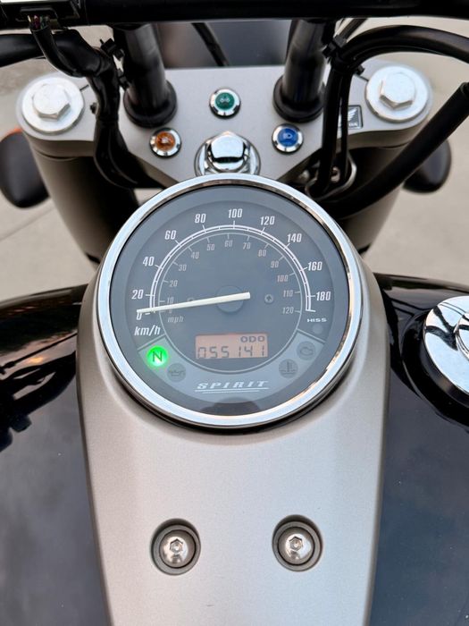 Honda Shadow Phantom 750