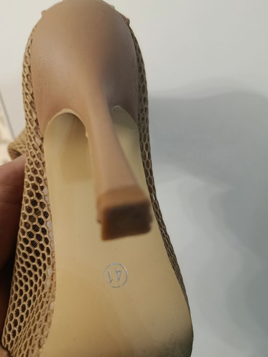 Обувь женская 40/41