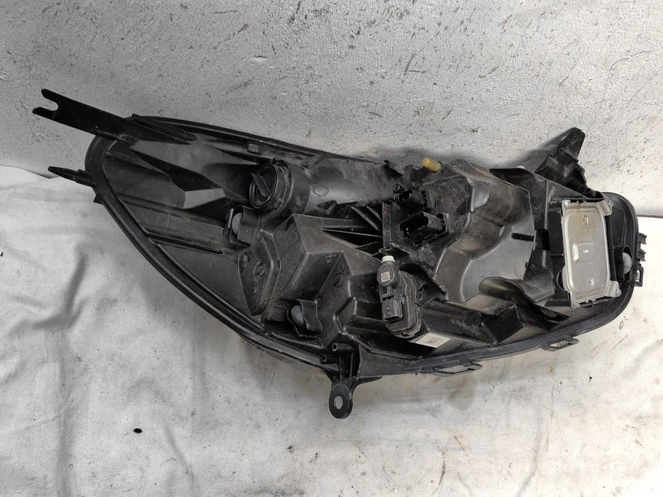 Оригинален фар Рено Клио  Renault Clio Full Led