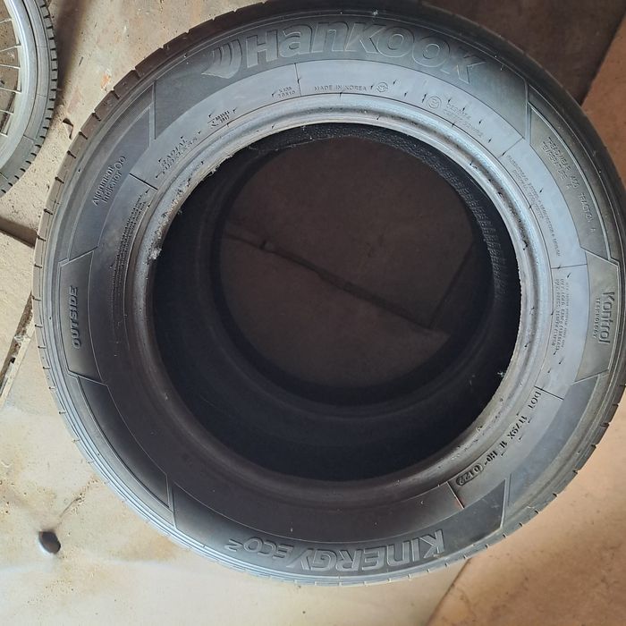 Продам шины на 16