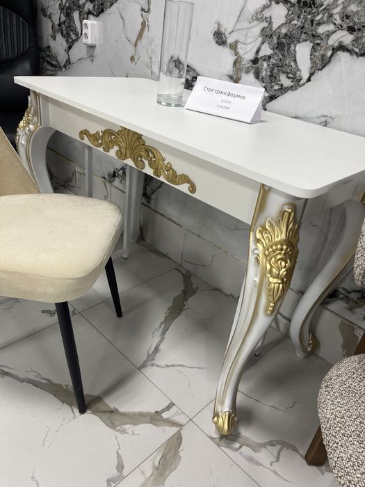 Распродажа новых столов и стульев!