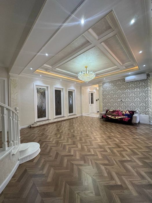 Урикзор (Учтепа тумани)  4 сотих 8 хона Евроремонт