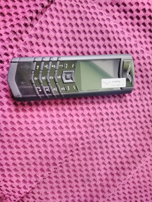 Vertu signature S черен