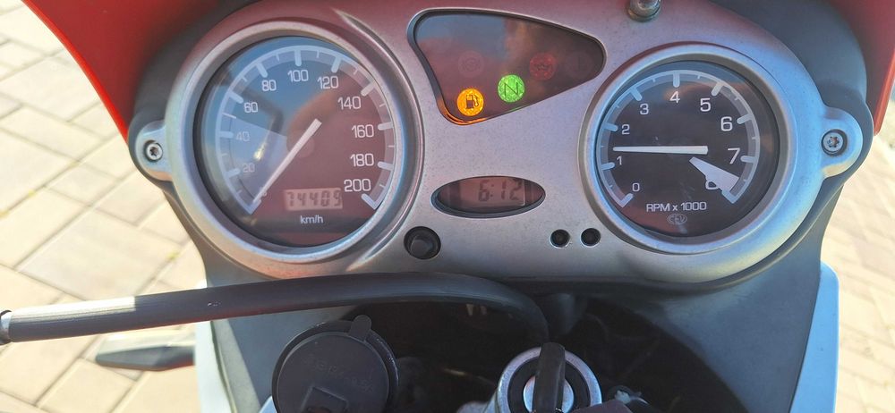 moto BMW F 650GS