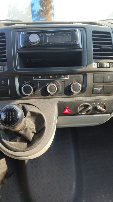 VW T5 Doka 2012 2.0 tdi Clima 6 locuri