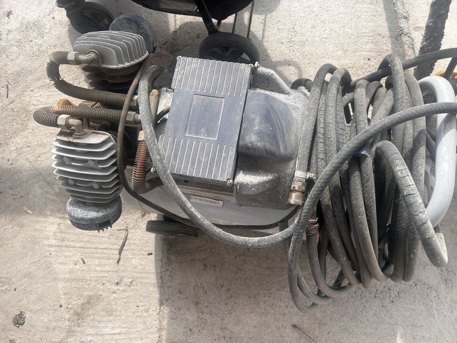 Воздушный компрессор alteco 50л производительность 400л