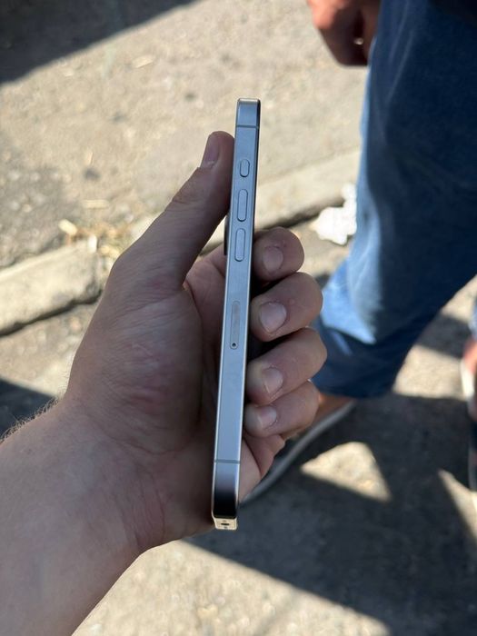 Iphone 15 pro ZAA 2ta simkartalik
