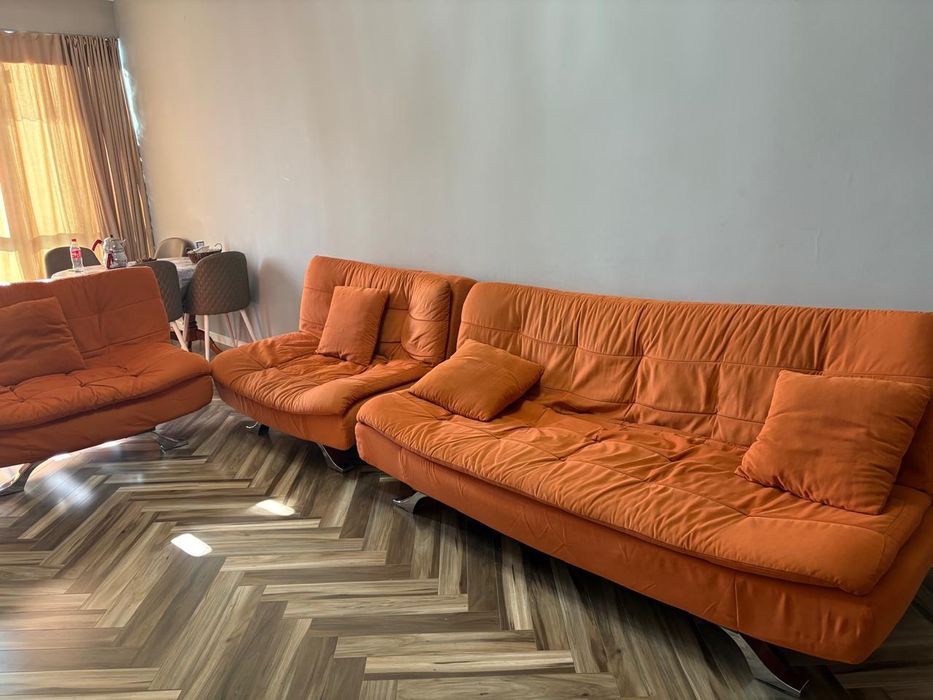 Продам диван с креслами