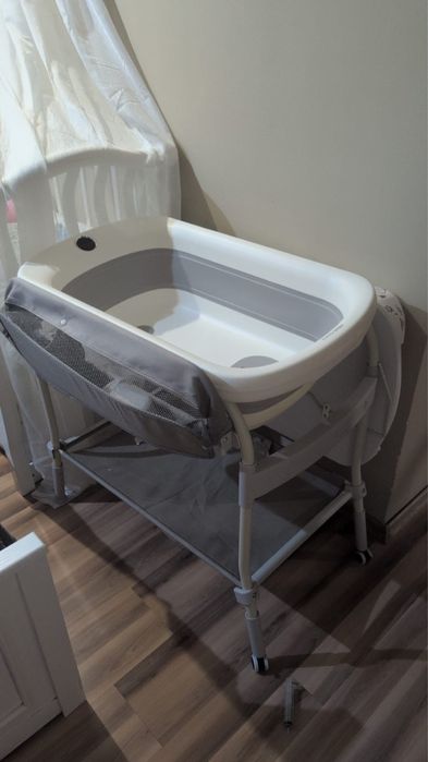 Пеленальный стол