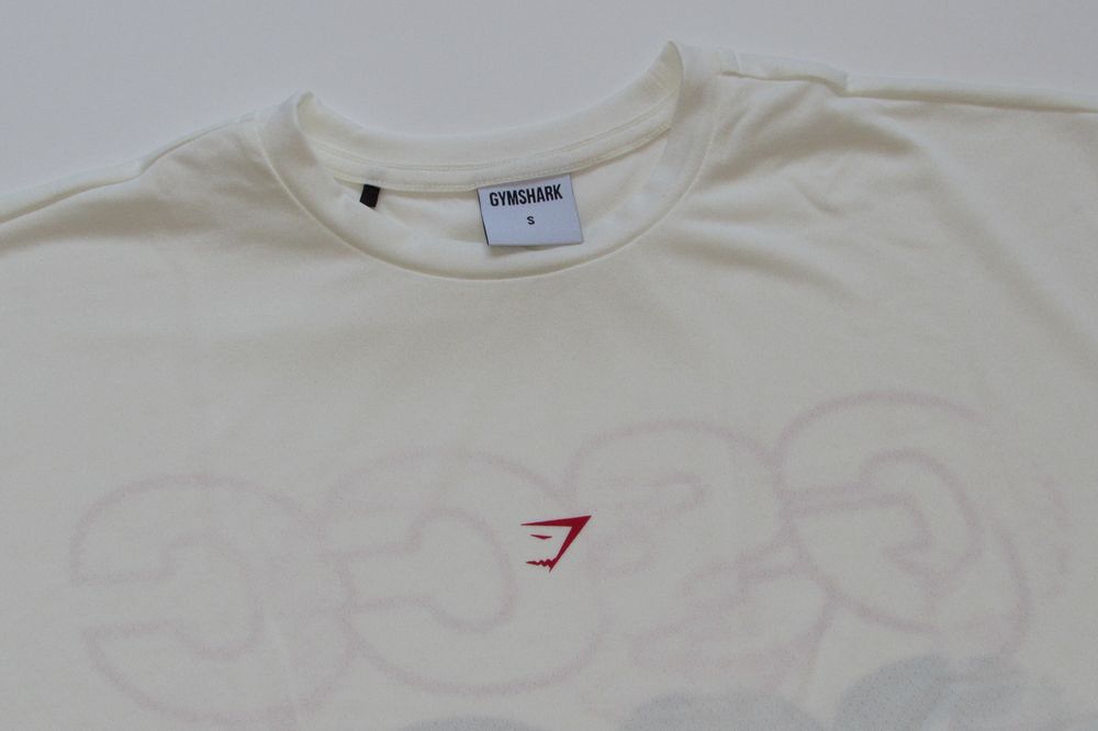Gym shark T shirt