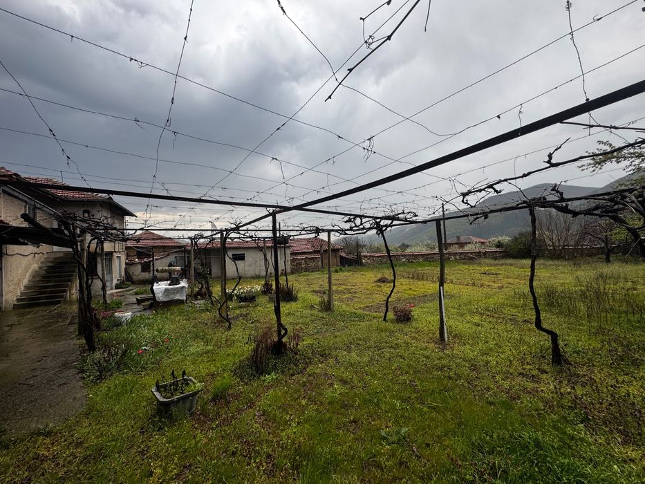 Продава се имот