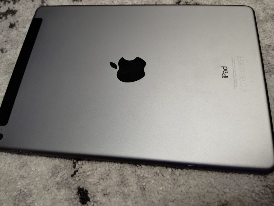 Vand ipad air 2 sim 16gb