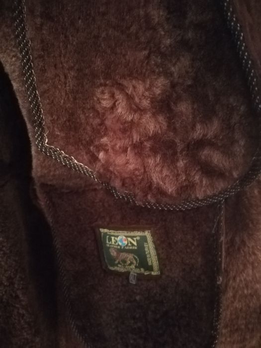 Продам натуральную дублёнку.