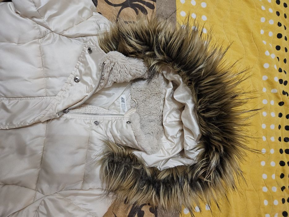 Зимно яке с качулка