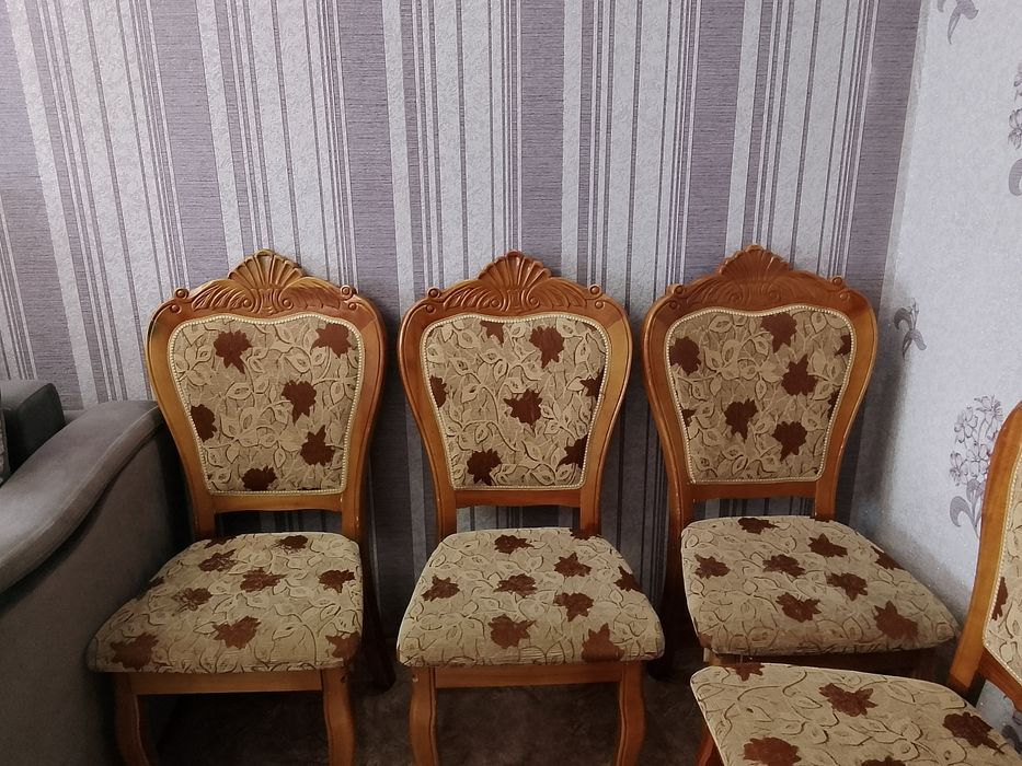 Продам стулья б/у