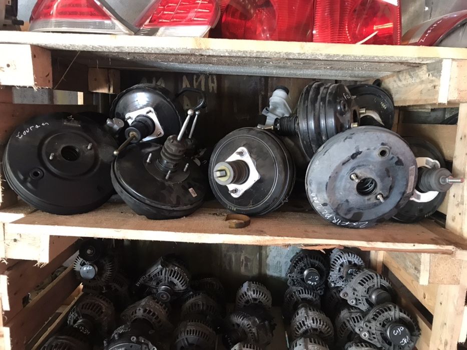 Серво апарати и помпи VAG golf 5 touran passat b5 b6 audi a3 A4