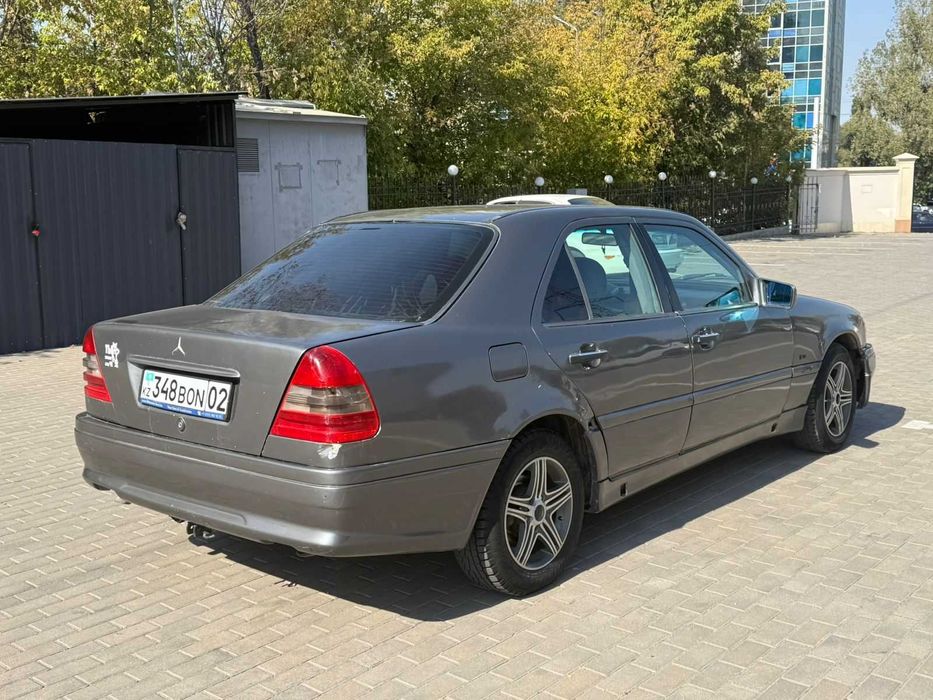 Продам Мерседес С180
