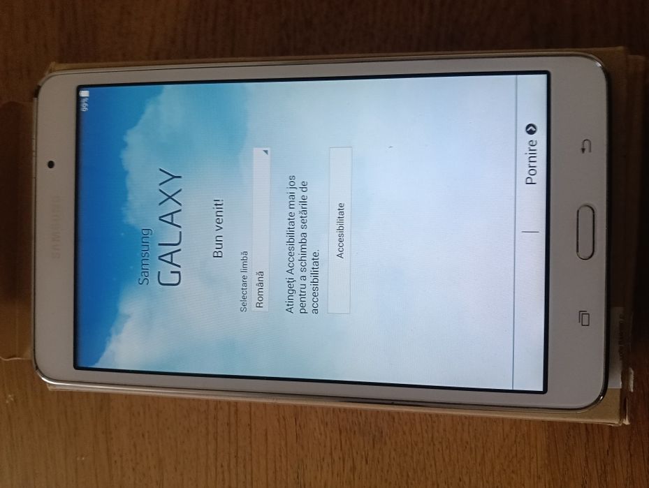 Vând tabletă Samsung Galaxy tab 4