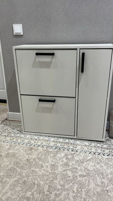 Обувница сатылады