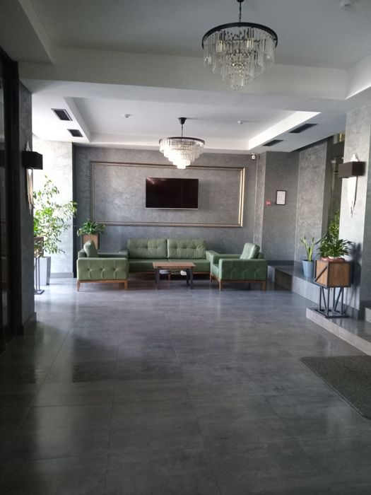 Сдается в аренду помещение 185 кв.м. на гастрономической улице.