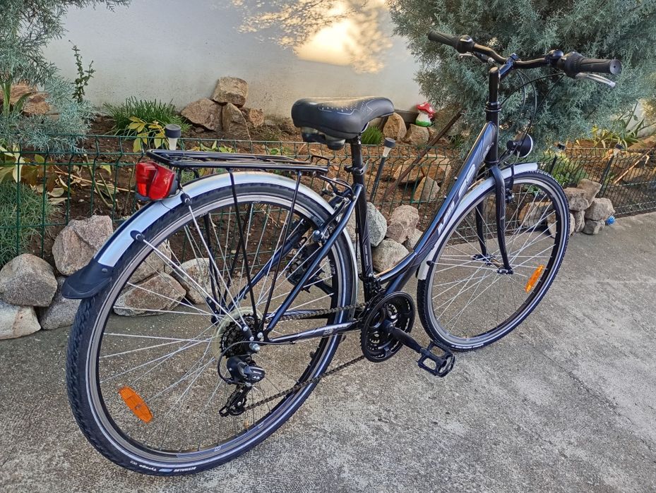 Bicicletă damă MILES,cu 21 vit,roti 28,stare f bună !