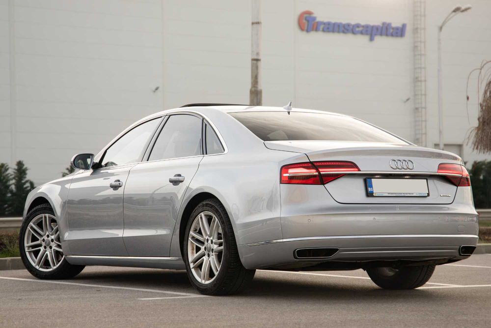 Audi A8 3. 0 TDI Quattro Tiptronic 2015 г.