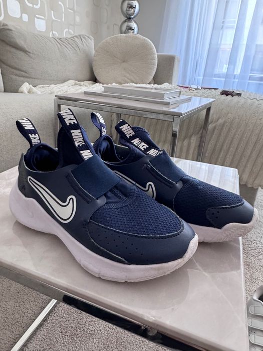 Nike детски маратонки размер 30